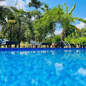 River Side , Sigirîya Sri Lanka